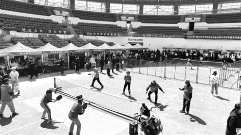 山东已成为匹克球这一新兴项目的重要制造基地 记者 赵天羿 摄